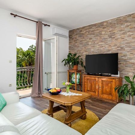 Apartments Rumac Опатія Екстер'єр фото